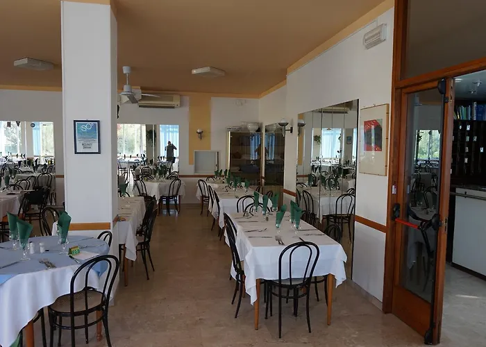 Hotel Caravan B&B Pesaro