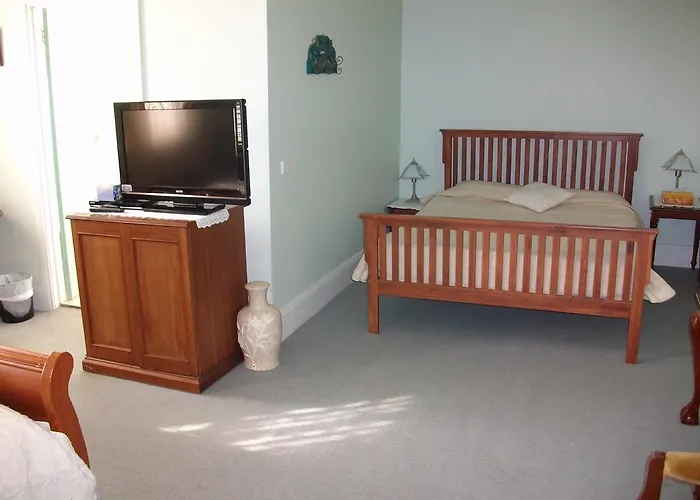 Dromana Hotels
