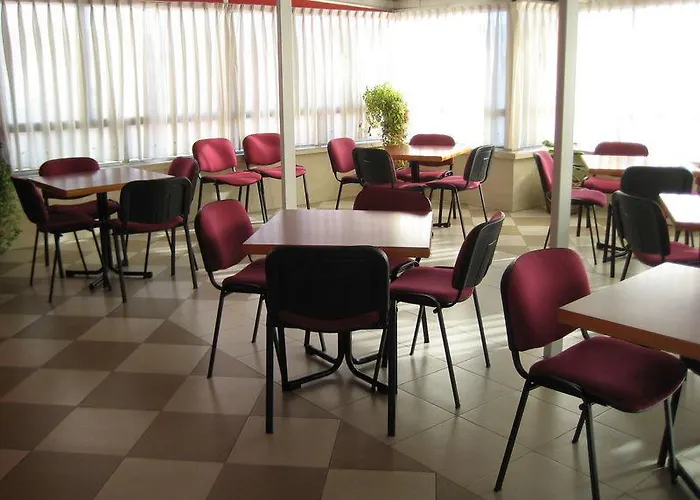 Hotel Leon