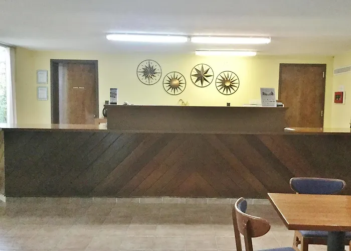 Crossett Hotels