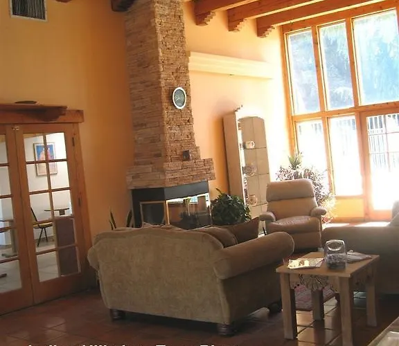 Indian Hills Inn, Taos Plaza