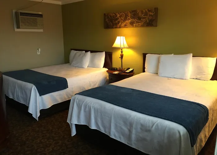 Gilbertsville Hotels