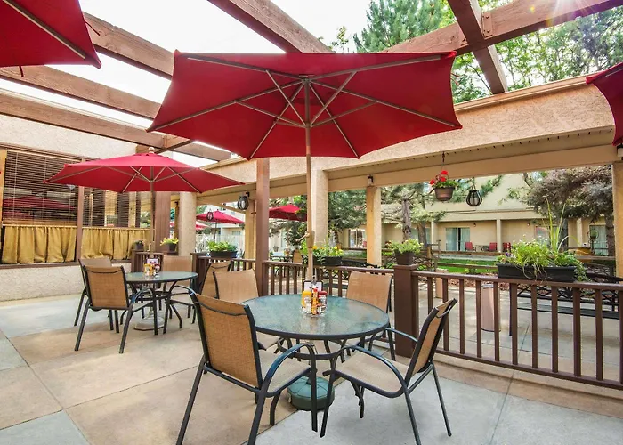 Ramada By Wyndham Denver Downtown