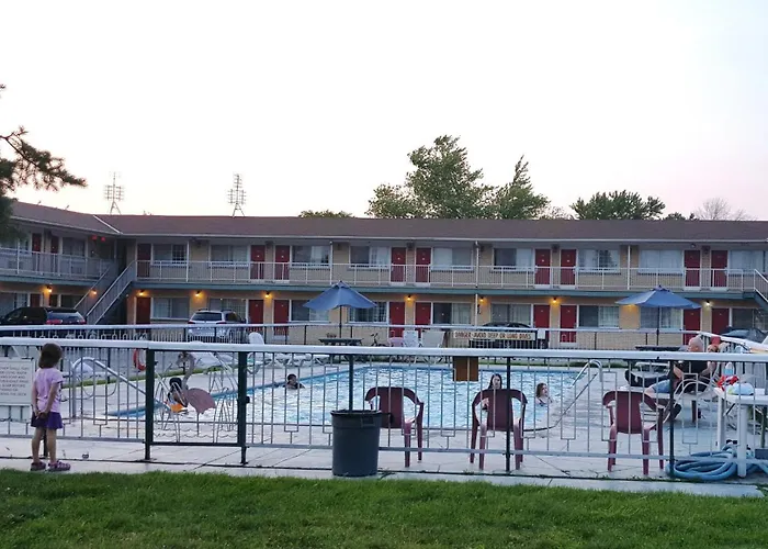 Rockwell Resort Niagara Falls