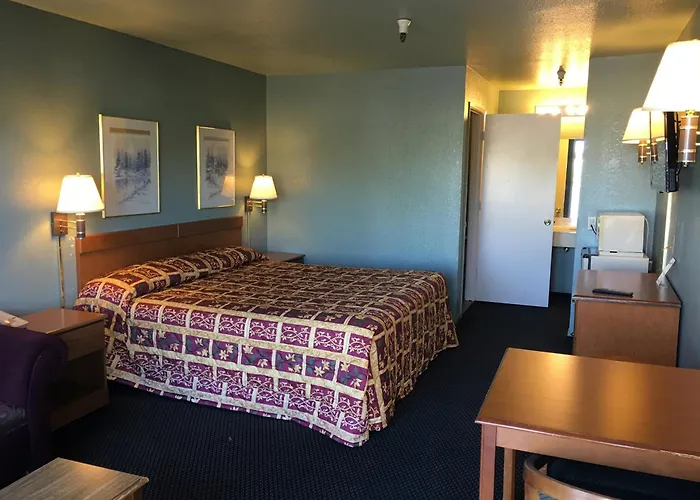 Applegate Inn Atwater
