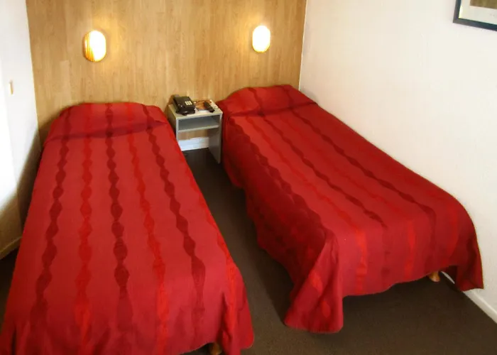 Saint-Gervais-la-Foret Hotels