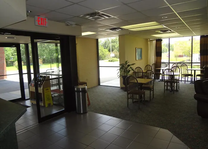 Chickasaw Hotels