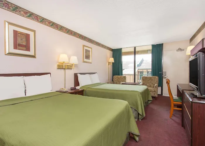 Knights Inn Roanoke