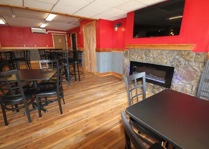 Blackstone Lodge And Suites Lead