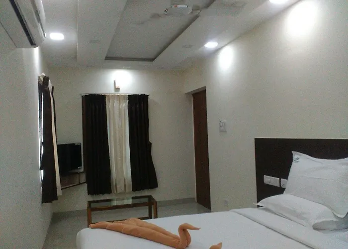 Mayiladuthurai Hotels
