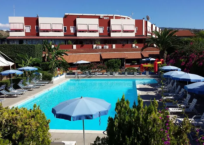 Residence Hotel Felix Ricadi