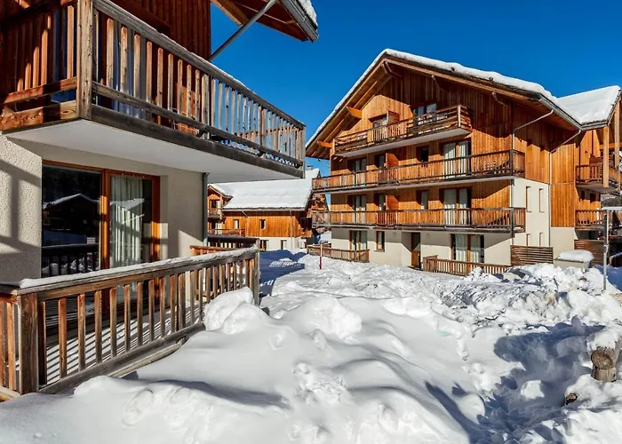 Sunweb Chalets De Bois Mean Les Orres
