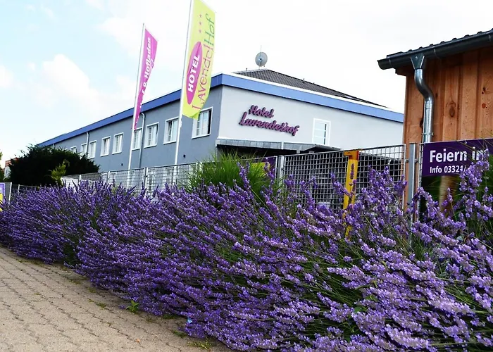 Hotels in Nauen