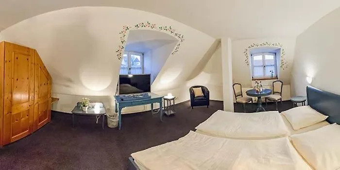 Hotels in Greding
