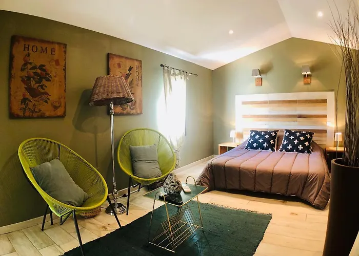 Bed and Breakfast Mas Guiraud, le Coquet à Beaucaire 