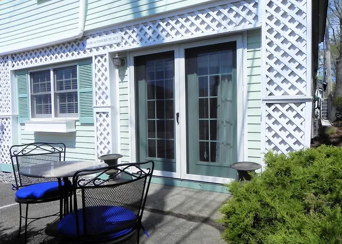 The Trellis House Bed & Breakfast Ogunquit