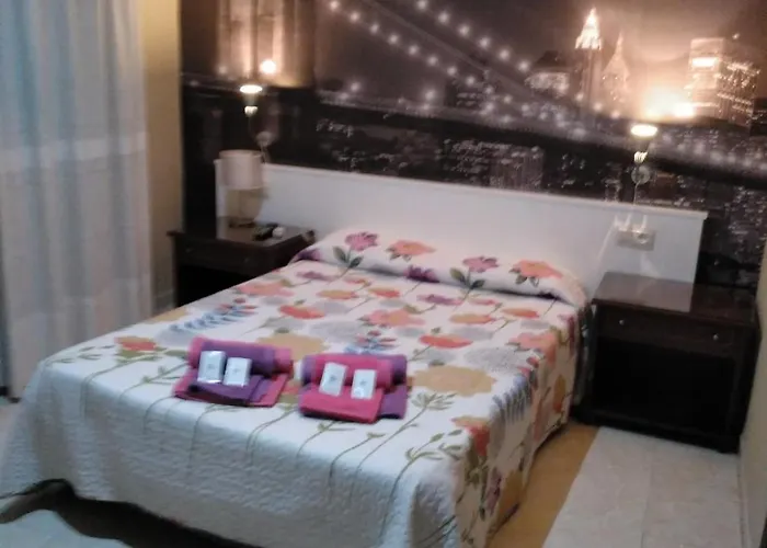 Hotel Nuevo Ara Caces