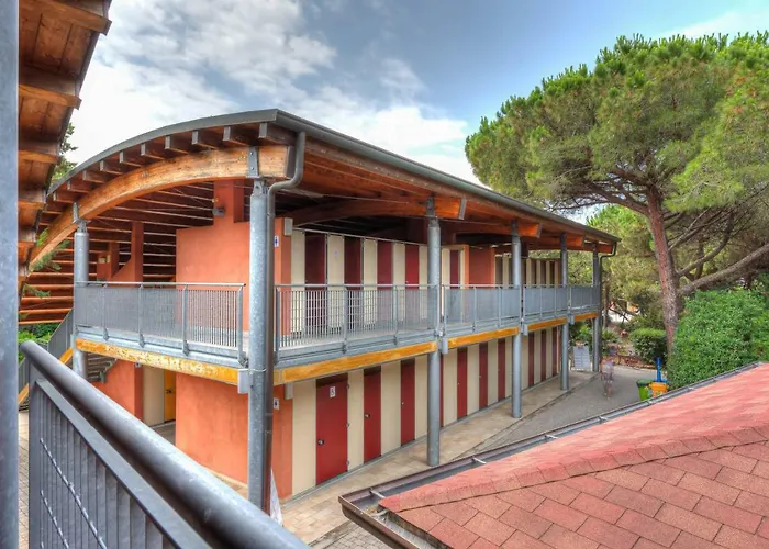 Camping Village Le Esperidi Marina Di Bibbona