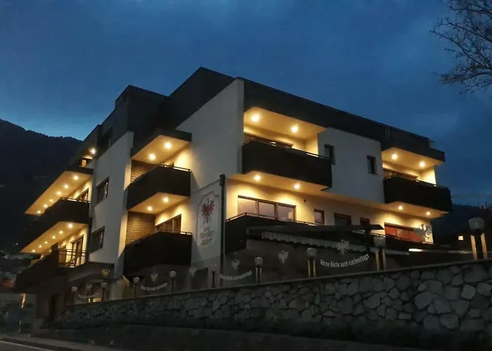 Hotel Zum Tiroler Adler