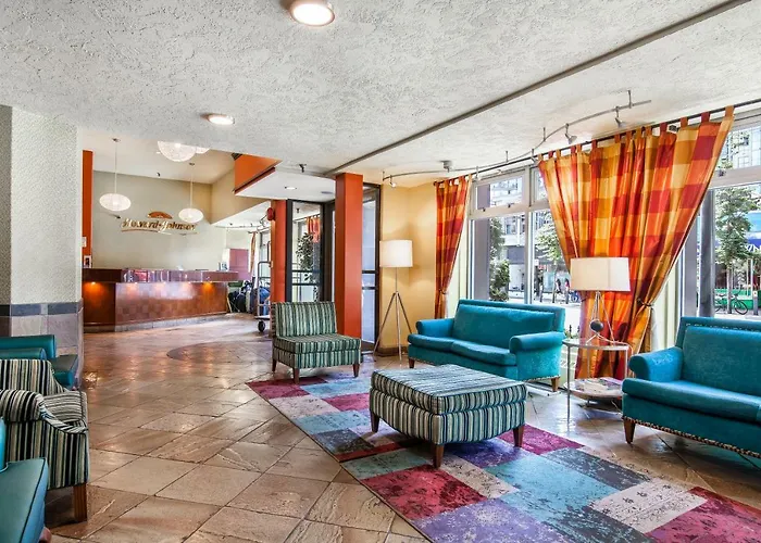 Howard Johnson By Wyndham Vancouver Downtown