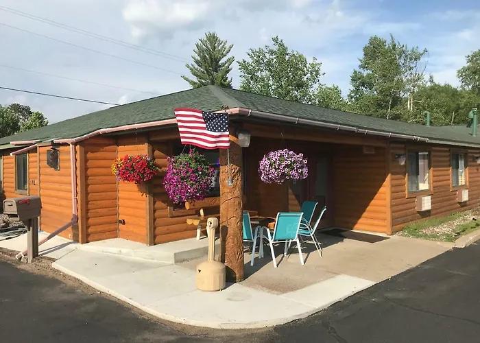 Northwoods Inn & Suites Minocqua