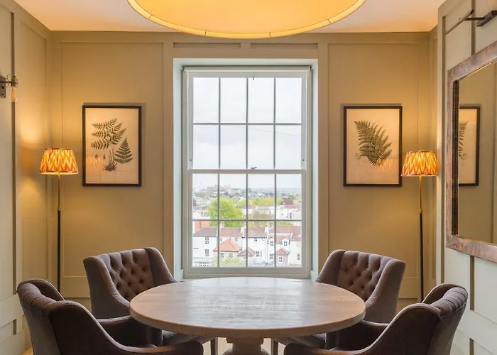 Bristol Hotels for Romantic Getaway