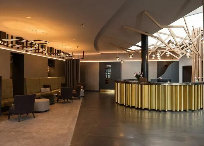 Hotels in Adelsried