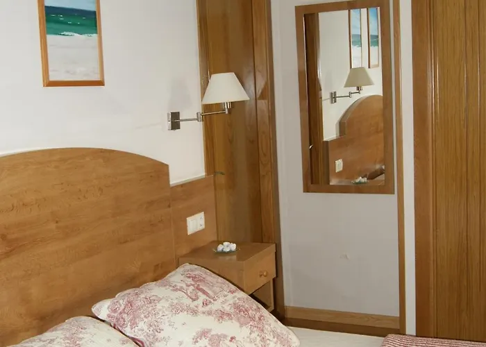 Hostal Casa Isabel Portonovo