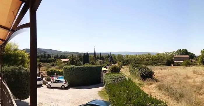 Hôtels à Saumane-de-Vaucluse