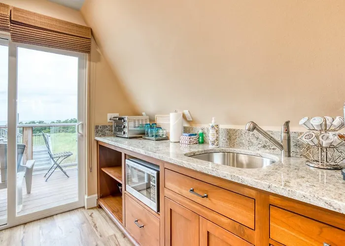 Warrenton Hotels