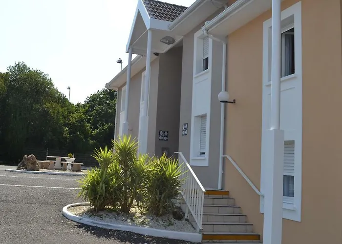 Cenon Hotels
