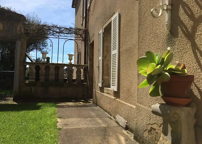 La Maison Févret Semur-en-Auxois