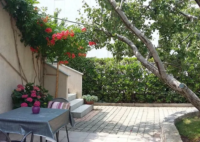 Hotel Sobe Tonica Krk Town