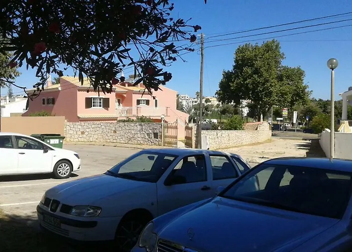 Saraiva'S Guest House Lagos