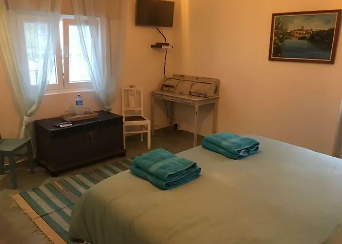 Casa Do Loureiro Branco Acomodação com café da manhã Santarém
