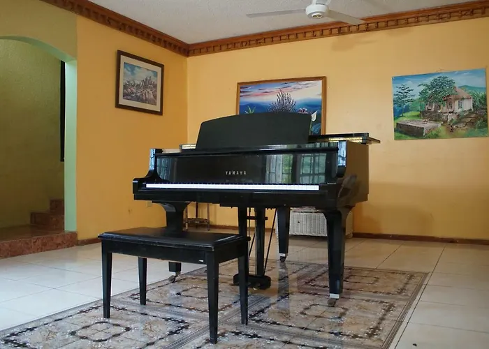 Emerald View Resort Villa Montego Bay