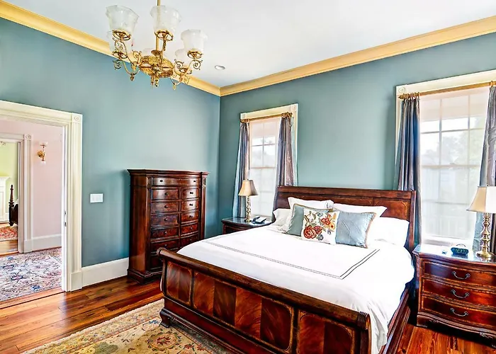 Fort Conde Inn - Mobile