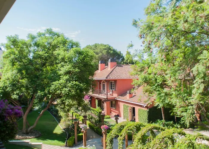 Westlake Village Inn