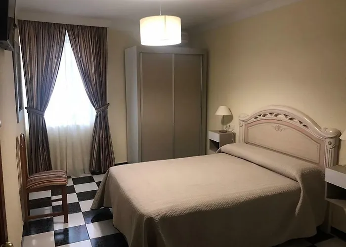 Hostal Plaza Damasco Almuñécar