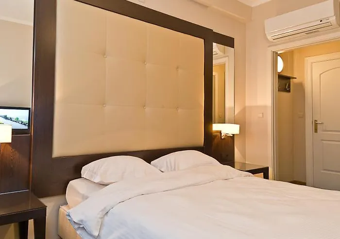 Hotel Plasky Schaerbeek