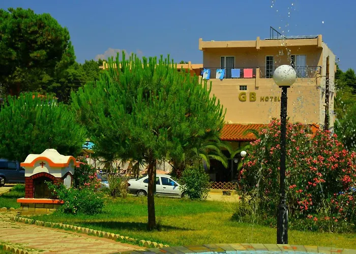 Golden Beach Hotel