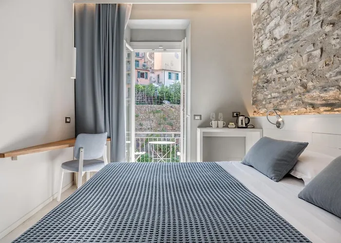Amanarola Hotel