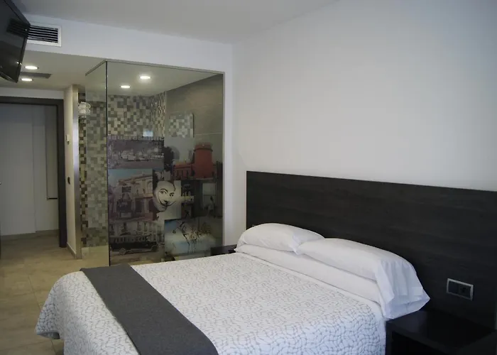 Hostal Sanmar Figueras