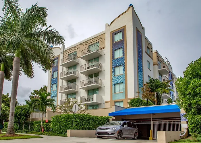 Mare Azur Design District Luxury Apartments