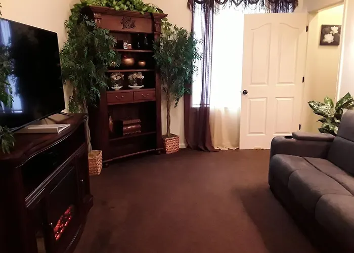 Lions Gate Manor
