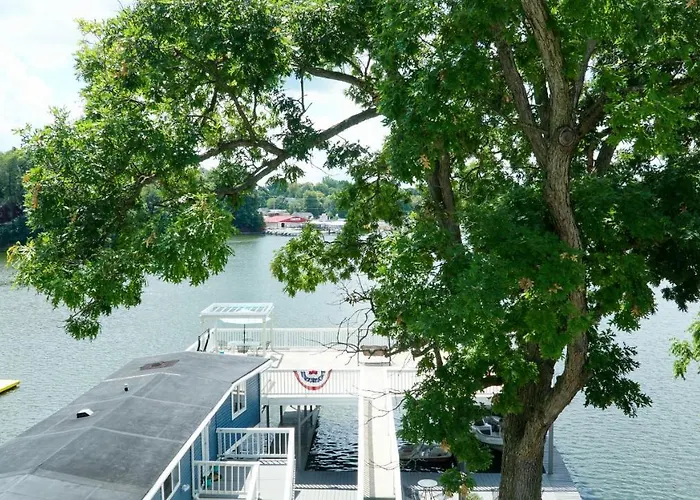 Alexander'S Landing