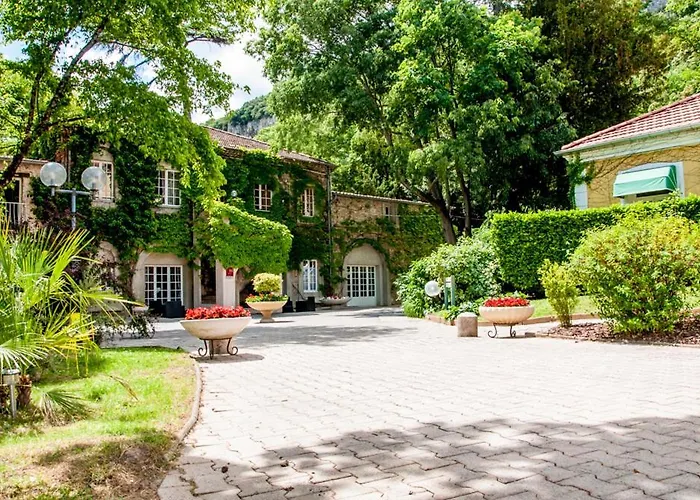 Soyons Hotels