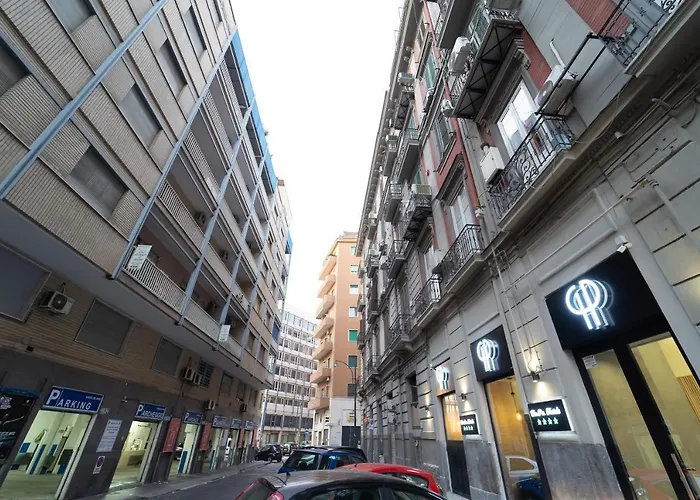 Le 4 Stagioni Dante H Napoli Centro, By Clapa Group