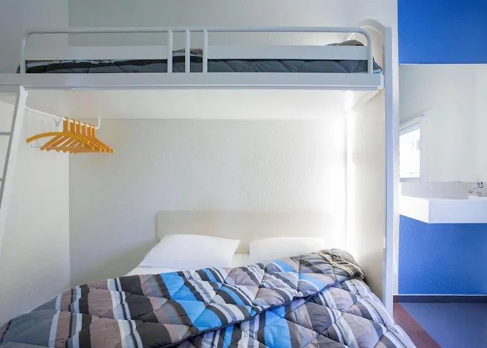 Hotelf1 Lyon Isle D'Abeau Ouest St Exupery