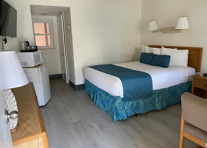 Beach Shell Inn